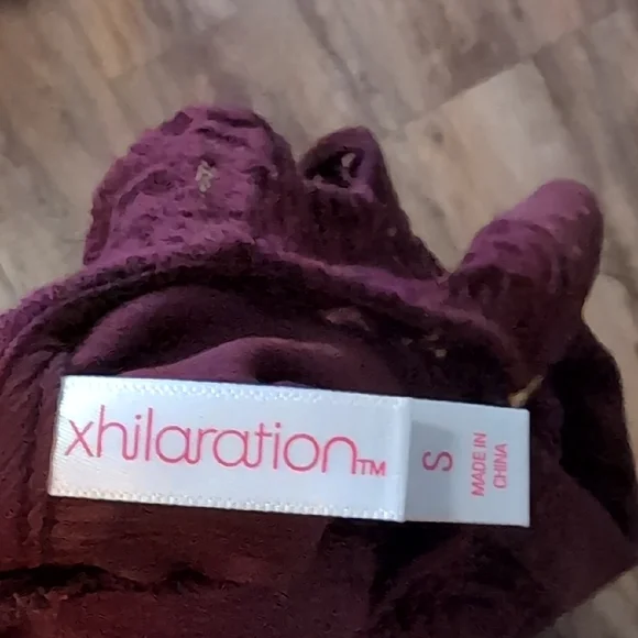 Xhilaration Lace Burgundy Romper - Picture 6 of 8